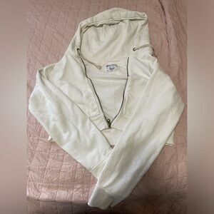 cropped fitness sweater